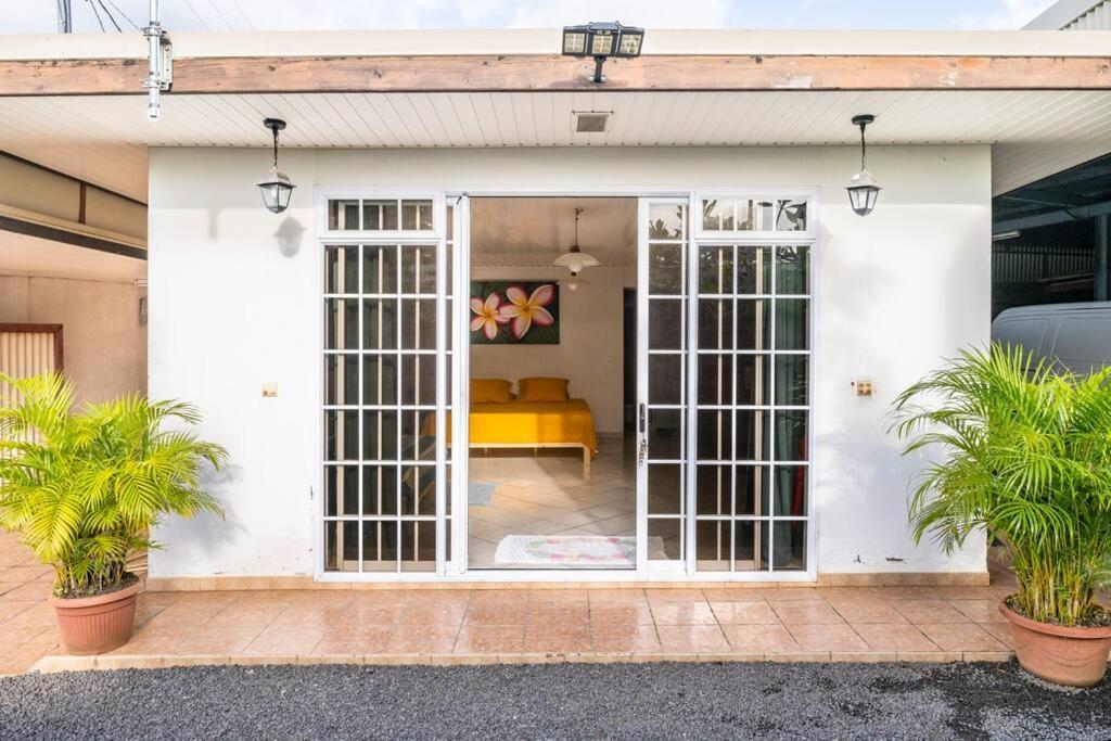 Chaine Lodge Maison Entiere Free Parking & Wifi 3Min De L'Aeroport Faaa Kültér fotó